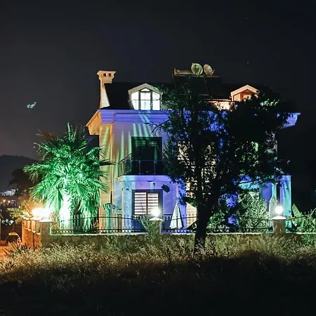 Villa Ad Reeki *